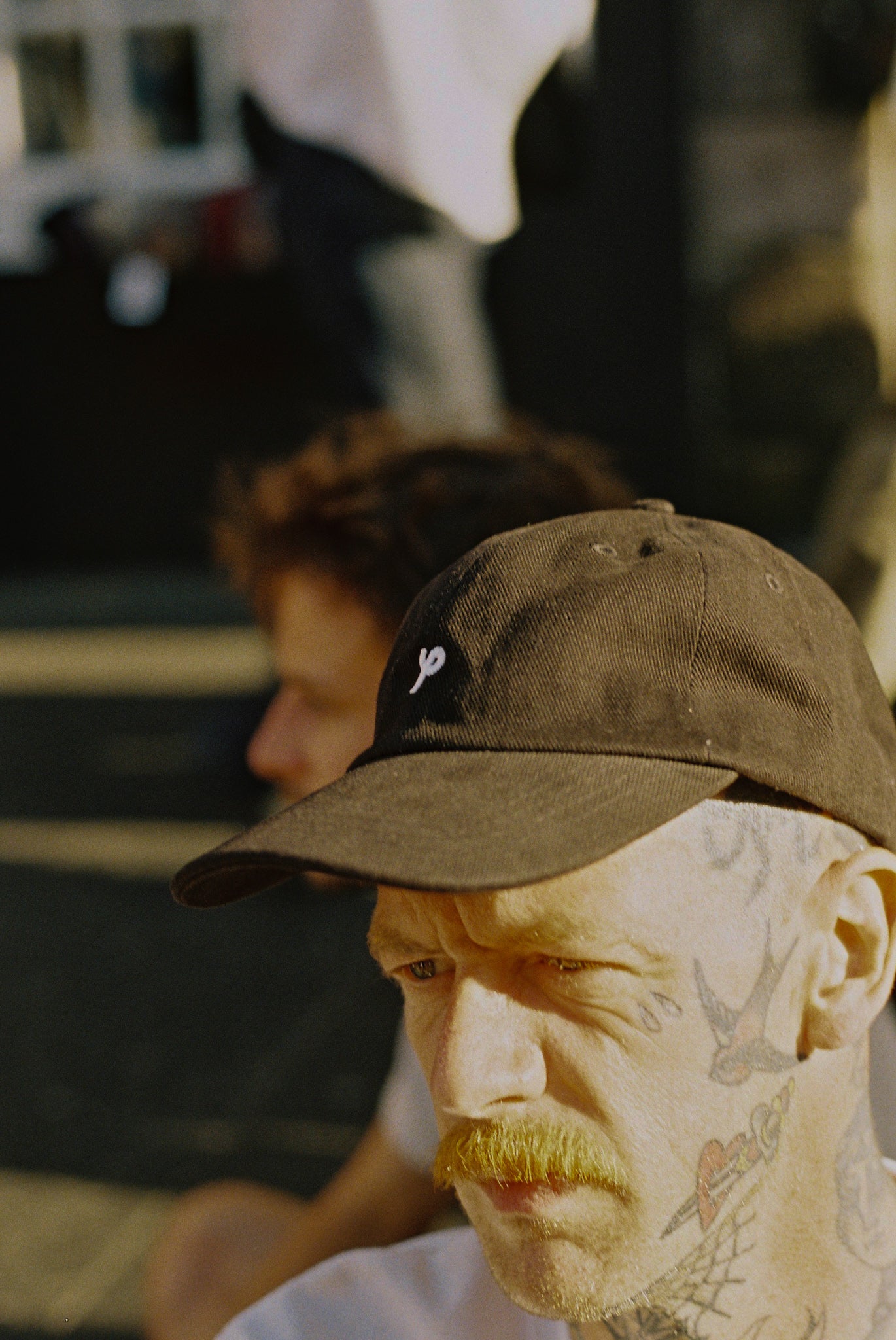 Emblem Dadcap Black